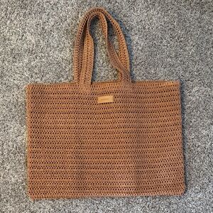 Burberry Elegant Brown Woven Tote Bag